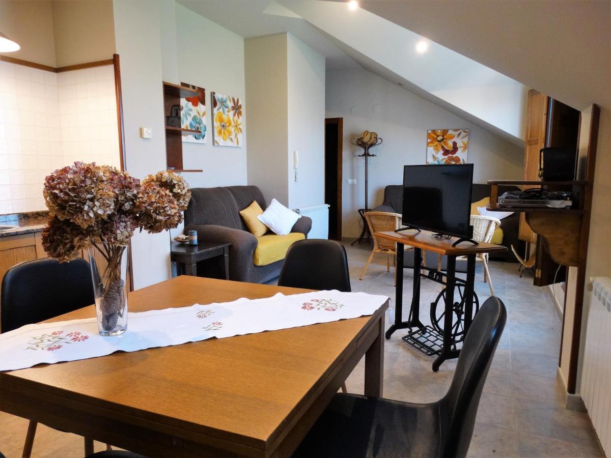Apartamentos La Cruz De Paderne Navia Dış mekan fotoğraf