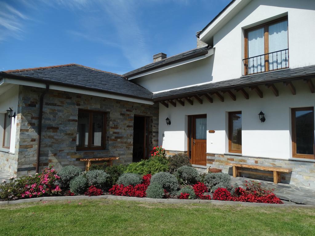 Apartamentos La Cruz De Paderne Navia Dış mekan fotoğraf